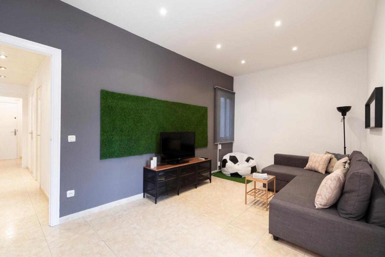The Camp Nou Fcb Apartment Barcelona Exterior photo