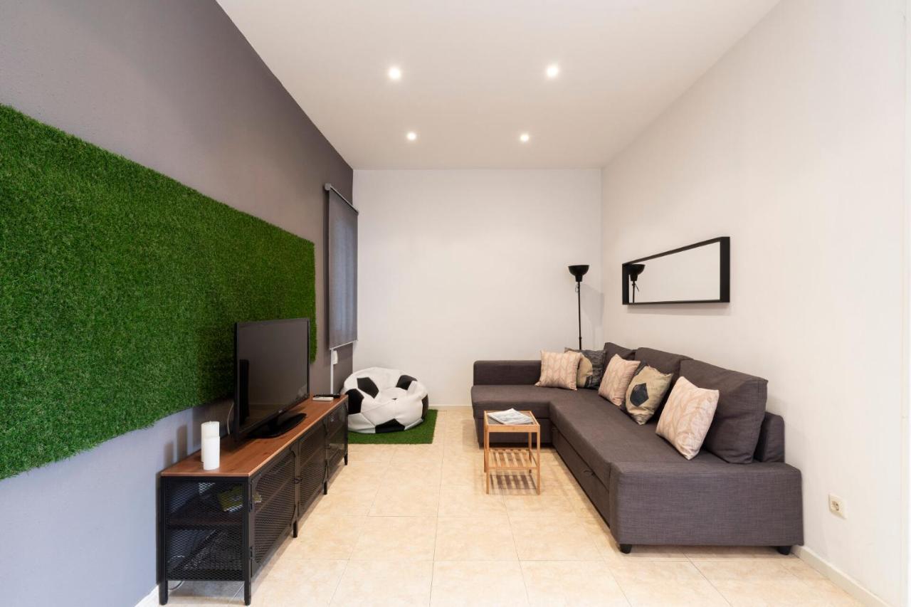 The Camp Nou Fcb Apartment Barcelona Exterior photo