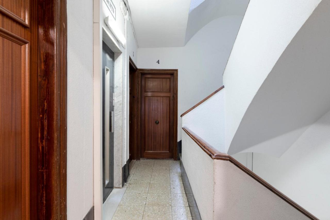 The Camp Nou Fcb Apartment Barcelona Exterior photo
