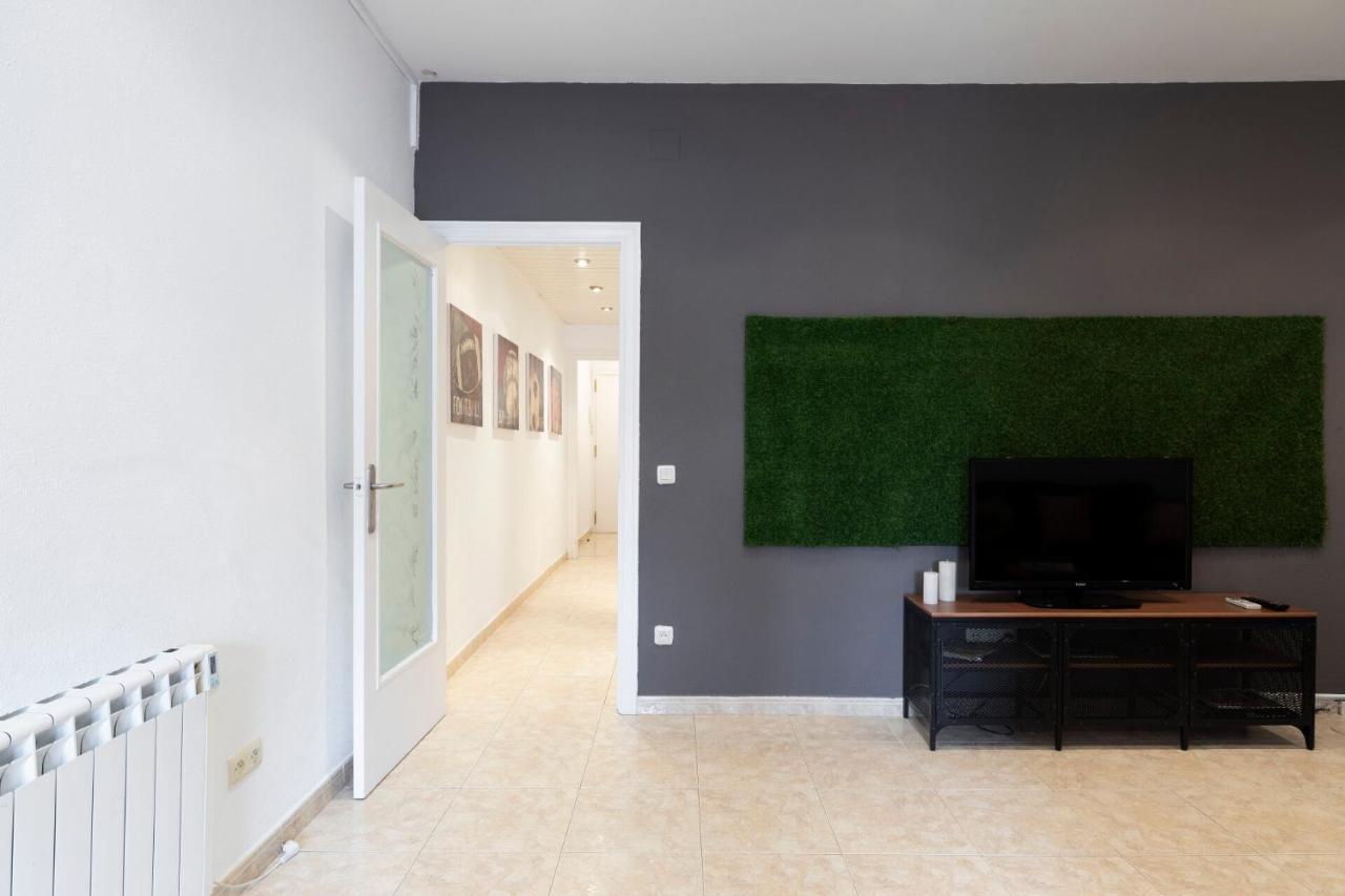 The Camp Nou Fcb Apartment Barcelona Exterior photo